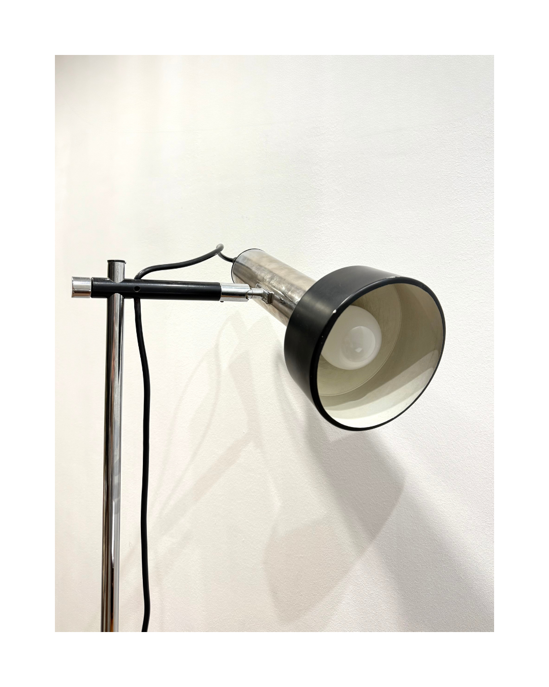 Floor Lamp following Staff Leuchten